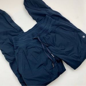 Lululemon Dance Studio 31” Lined